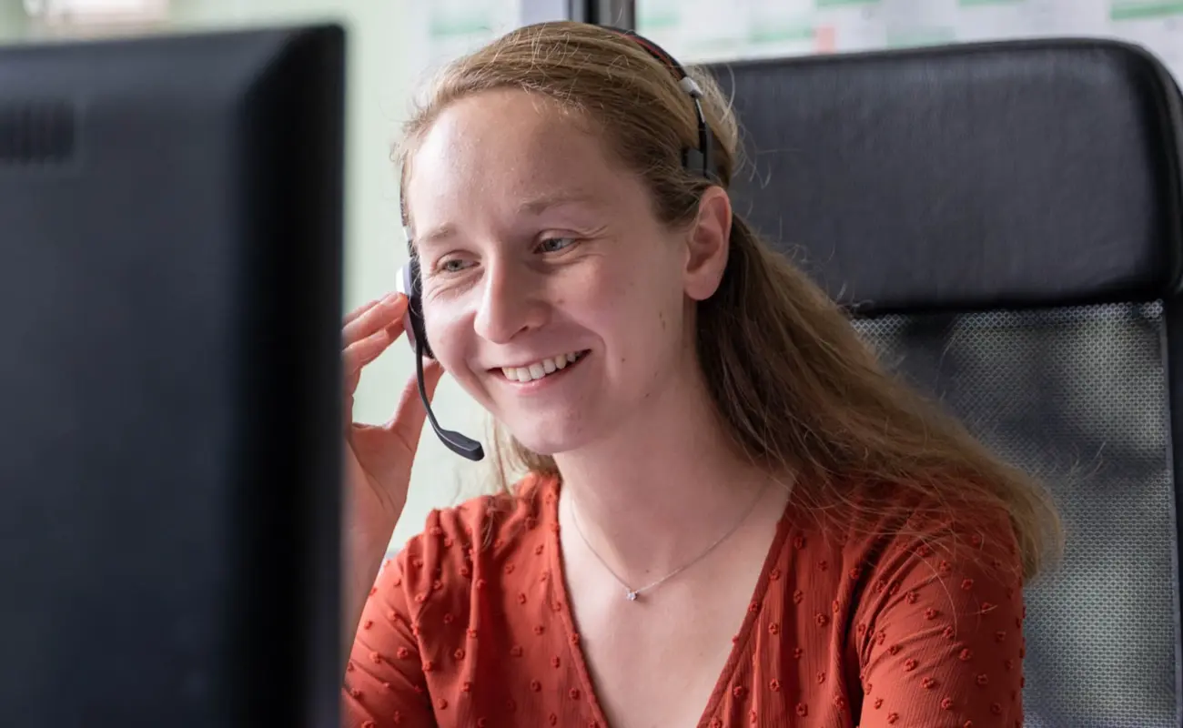 Unsere Ruth am telefonieren